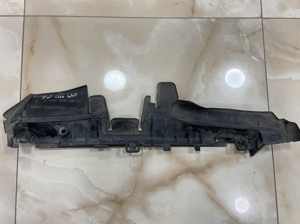 A4475050800 MERCEDES VİTO W447 447 RADYATÖR SOL YAN BAKALİTİ ÇIKMA ORJİNAL
