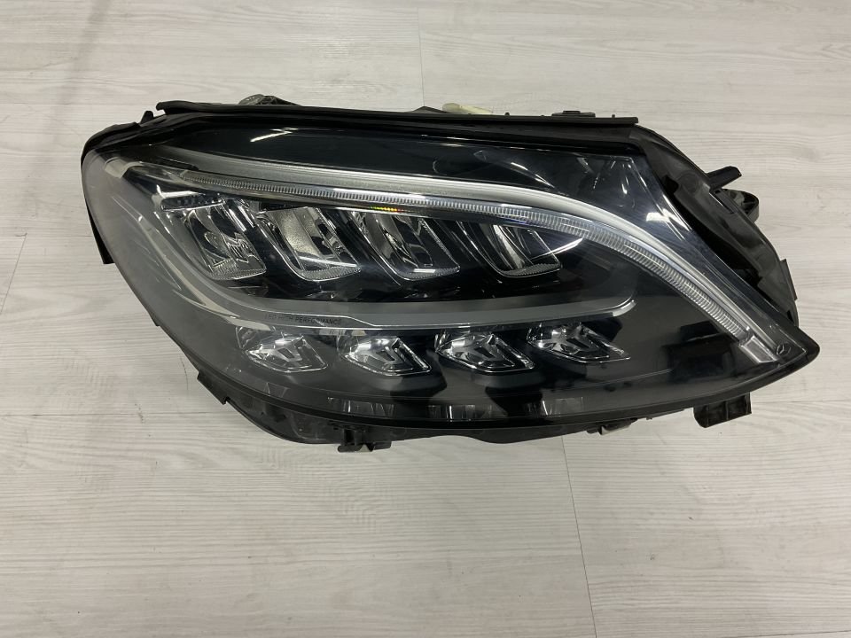 A2059066006 MERCEDES W205 ÖN SAĞ FAR 4 PİN ÇIKMA ORJİNAL