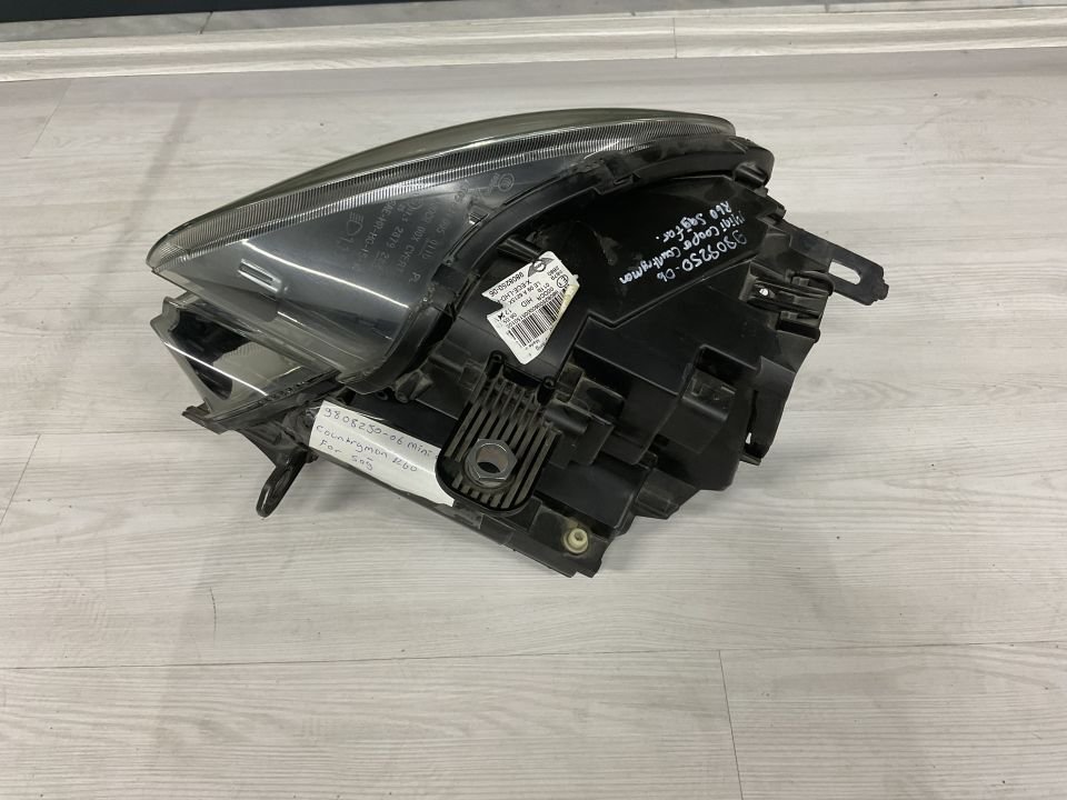 9808250-06 MİNİ COOPER R60 COUNTRYMAN SAĞ FAR ÇIKMA ORJİNAL (AYAK TAMİRLİ)