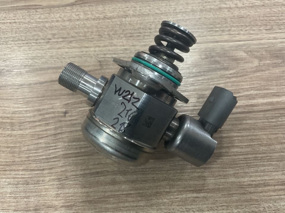 A2780701101 MERDEDES W212 W216 W218 YÜKSEK BASINÇ POMPASI ÇIKMA ORJİNAL
