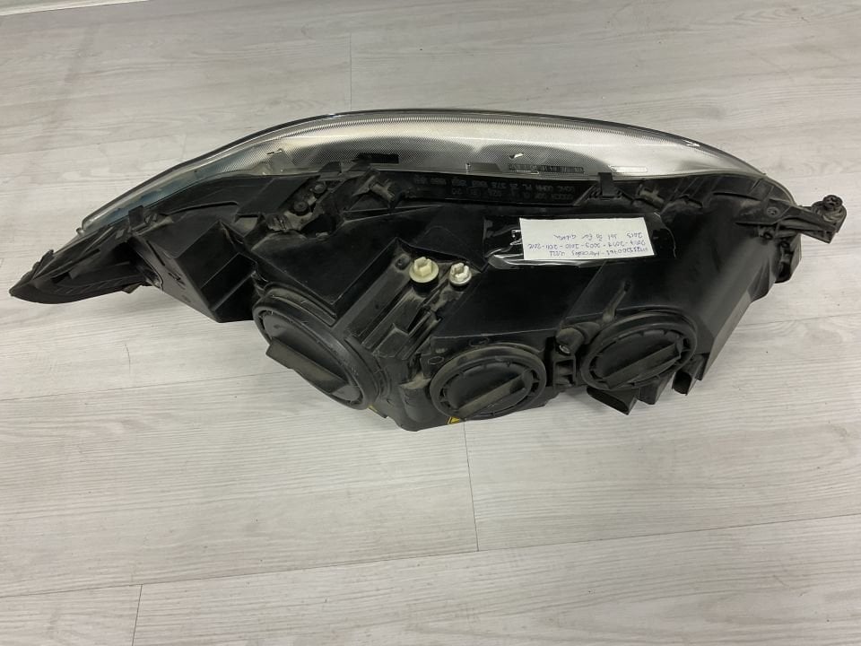 A2218200761 MERCEDES W221 ÖN SAĞ FAR ÇIKMA ORJİNAL(CAM DEĞİŞMİŞ AYAK TAMİRLİ SU ALMAYA KARŞI GARANTİLİ)