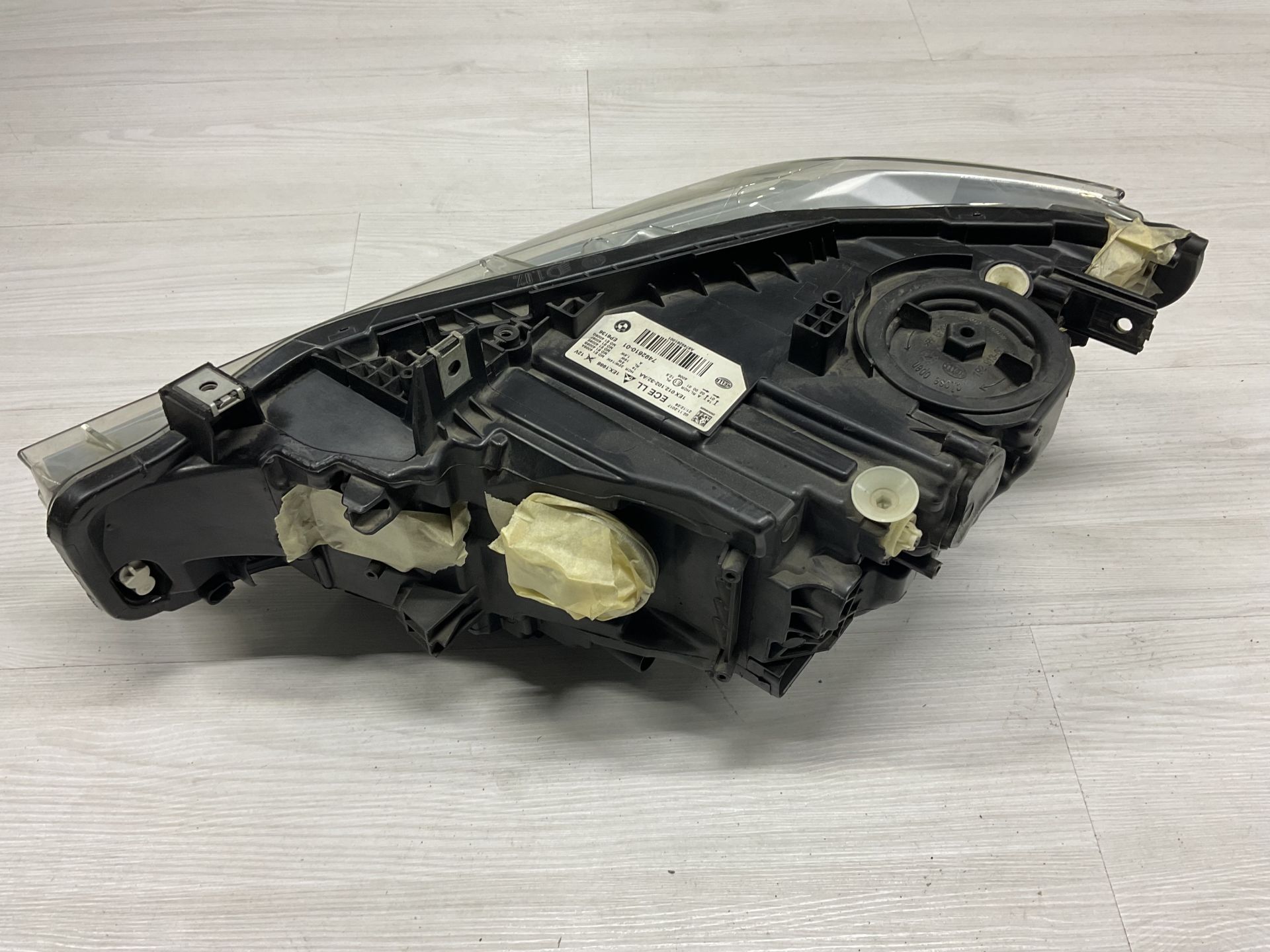 63118492474 8492474 BMW F30 ÖN SAĞ BLACKLİNE FAR ÇIKMA ORJİNAL(AYAK TAMİRLİ)