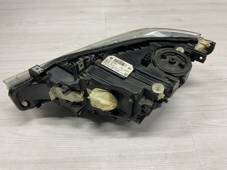 63118492474 8492474 BMW F30 ÖN SAĞ BLACKLİNE FAR ÇIKMA ORJİNAL(AYAK TAMİRLİ)
