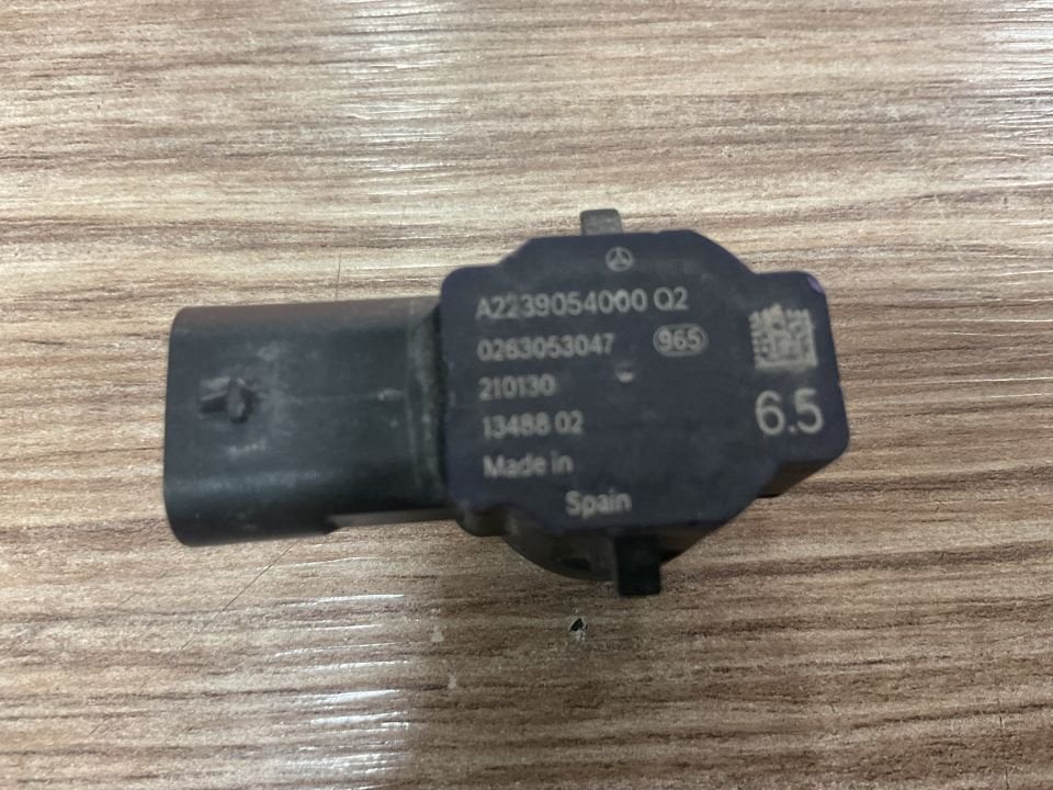 A2239054000 MERCEDES W206 W213 W223 W238 W243 W118 W167 W177 W214 W232 W236 W247 W257 W290 W294 W295 W296 W297 W465 W907 PARK SENSÖRÜ ÇIKMA ORJİNAL