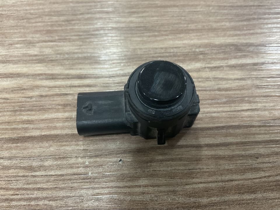 A2239054000 MERCEDES W206 W213 W223 W238 W243 W118 W167 W177 W214 W232 W236 W247 W257 W290 W294 W295 W296 W297 W465 W907 PARK SENSÖRÜ ÇIKMA ORJİNAL