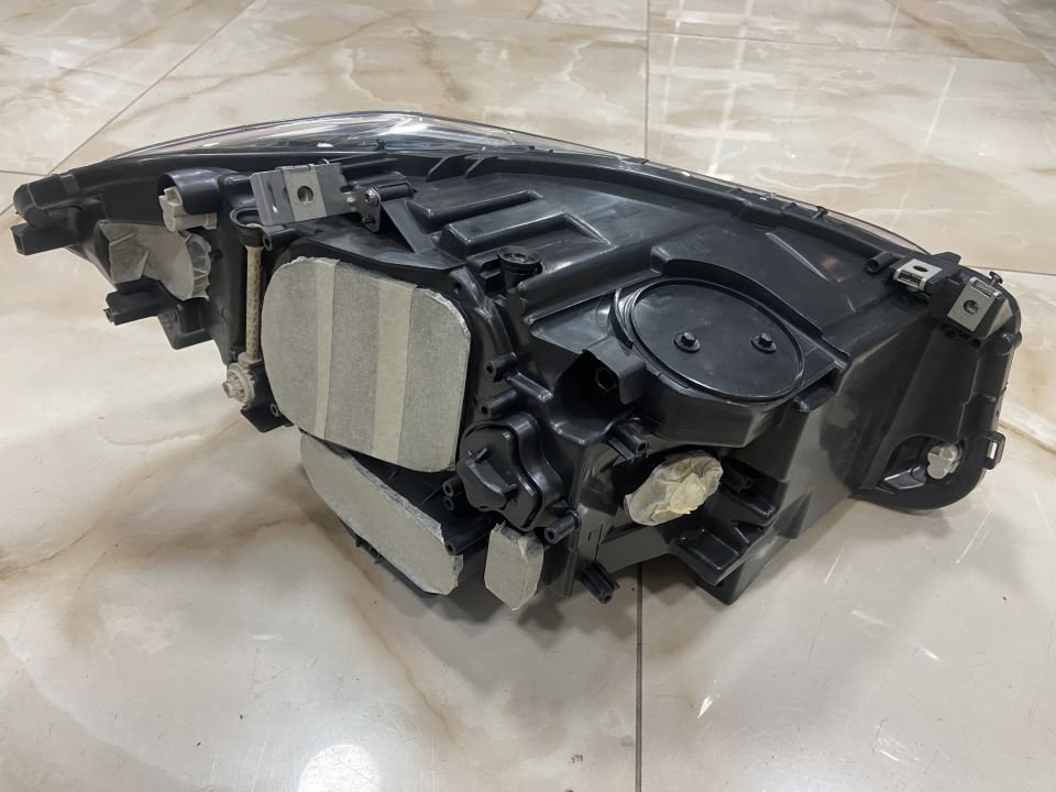 BMW F10 XENON LCİ SOL ÖN FAR ÇIKMA ORJİNAL