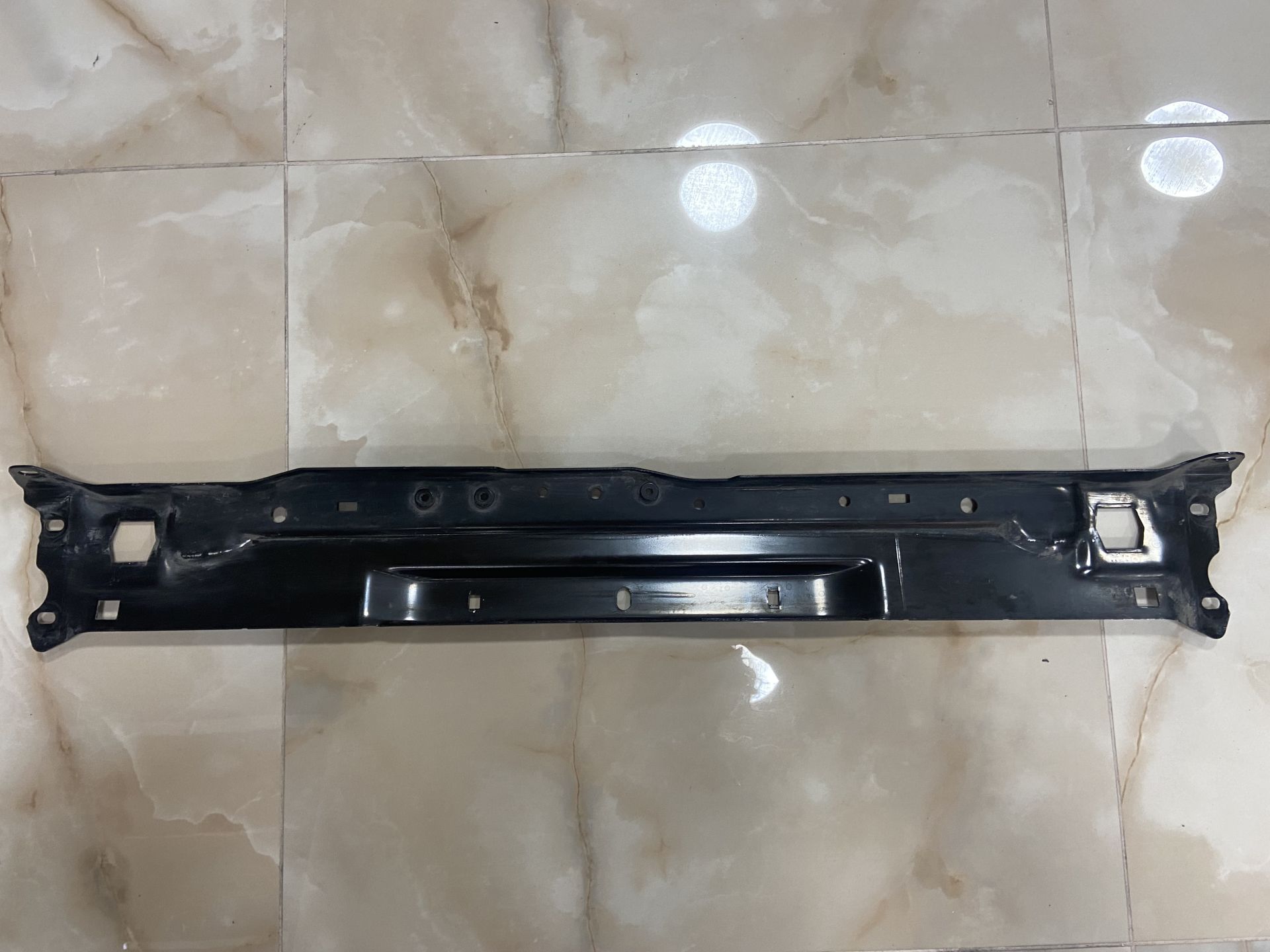 A2046200272 MERCEDES W204 204 C ÖN ÜST PANEL SACI ÇIKMA ORJİNAL