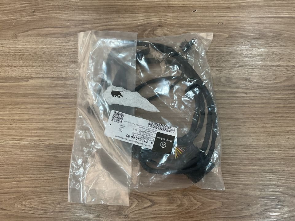 A2044400035 MERCEDES W204 ÖN PARK SENSÖR TESİSATI SIFIR ORJİNAL