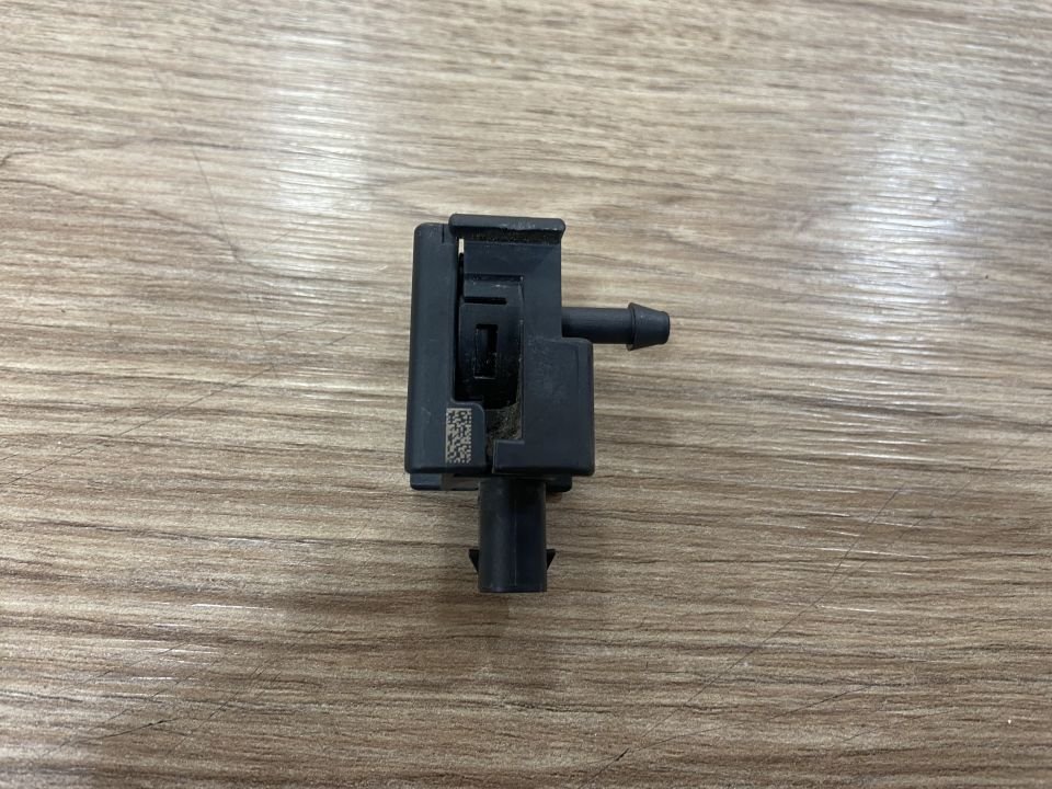 A1189051102 MERCEDES W118 CLA ÖN TAMPON DARBE SENSÖRÜ ÇIKMA ORJİNAL