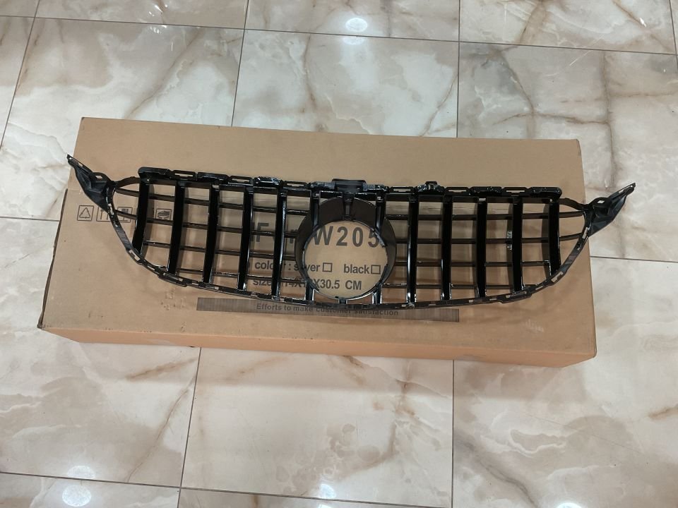 MERCEDES C180 C200 GTR PİANO BLACK ÖN PANJUR SIFIR