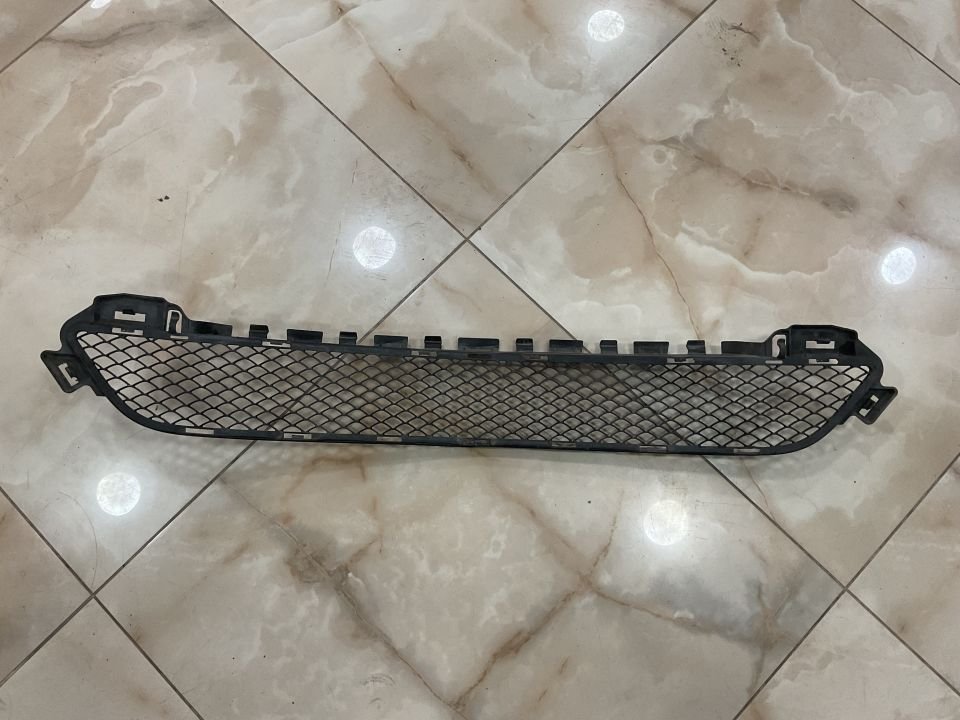A2058850423 MERCEDES W205 C180 C200 ÖN TAMPONORTA  IZGARASI ÇIKMA ORJİNAL