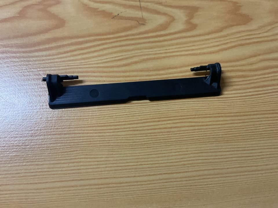 A2057504100 MERCEDES W205 ÖN SAĞ TAVAN ÇITA KAPAĞI KAPAĞI SIFIR Y.S