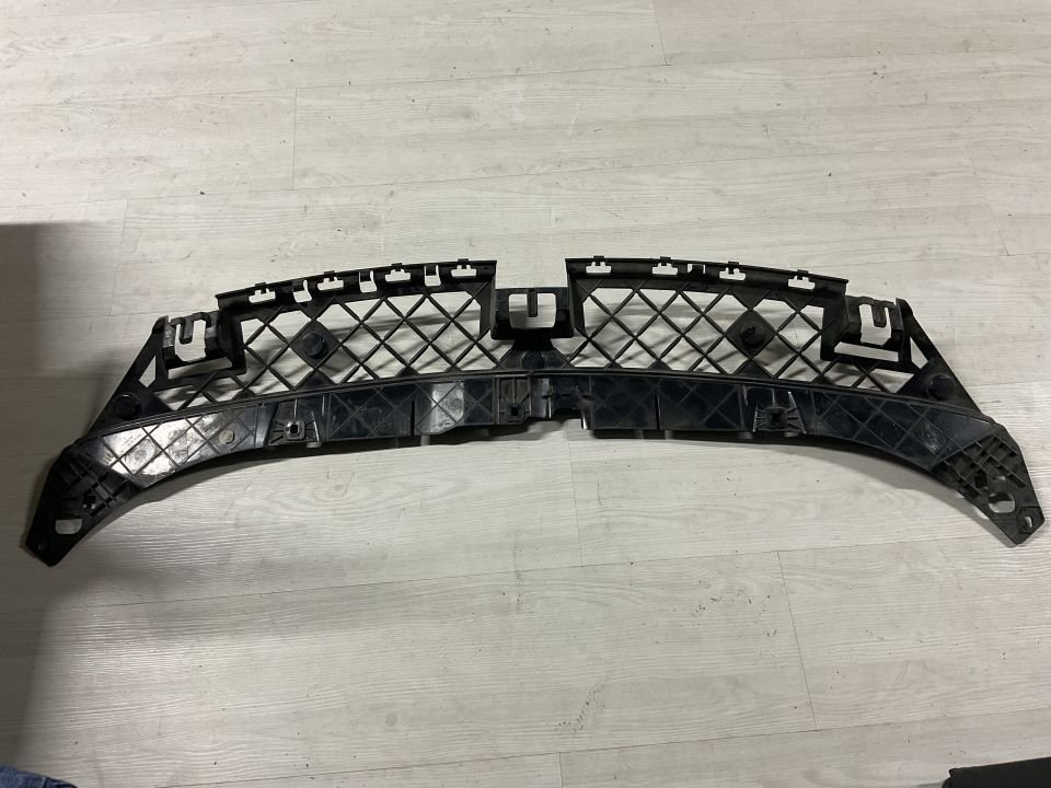 A1778851300 MERCEDES W177 ÖN TAMPON ÜST BAĞLANTI BRAKETİ ÇIKMA ORJİNAL