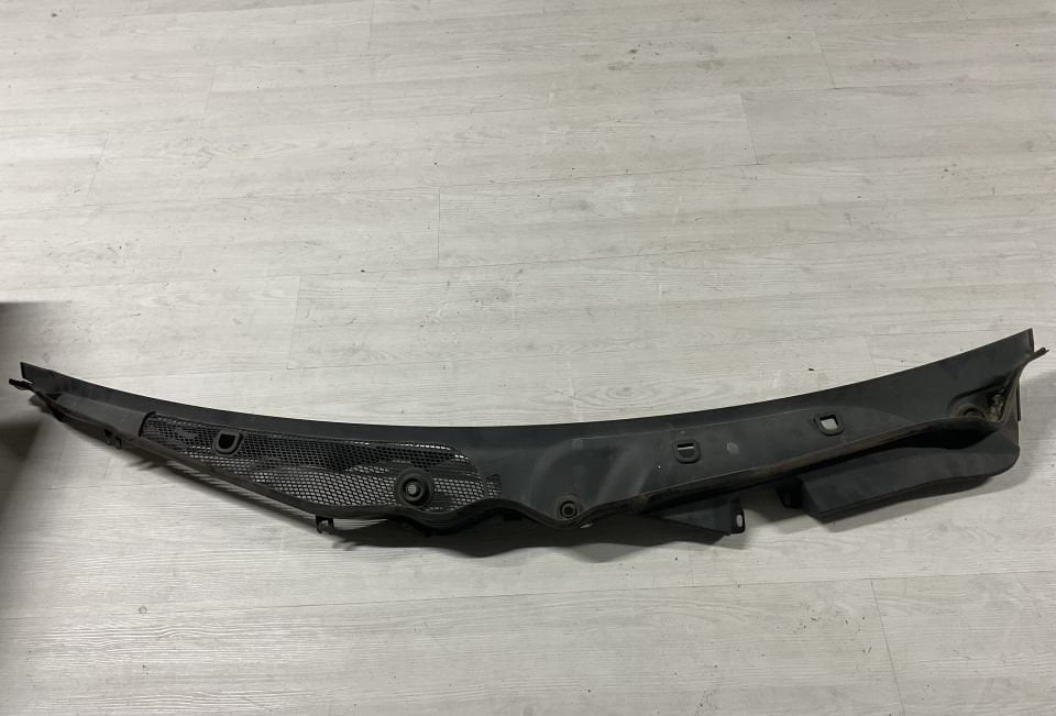 A2128300013 MERCEDES W212 ÖN CAM SİLECEK BAKALİTİ ÇIKMA ORJİNAL
