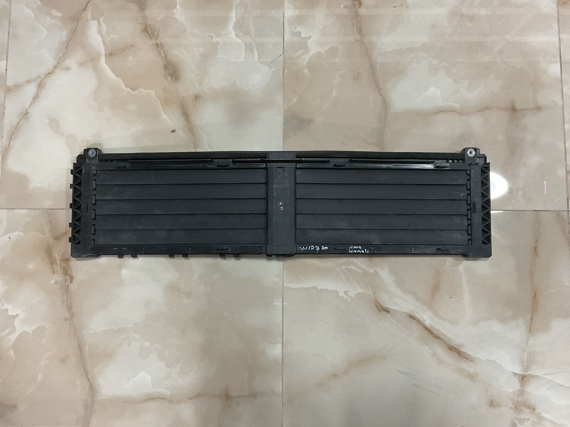 A1778850103 MERCEDES W177 ÖN HAVA KANALI ÇIKMA ORJİNAL
