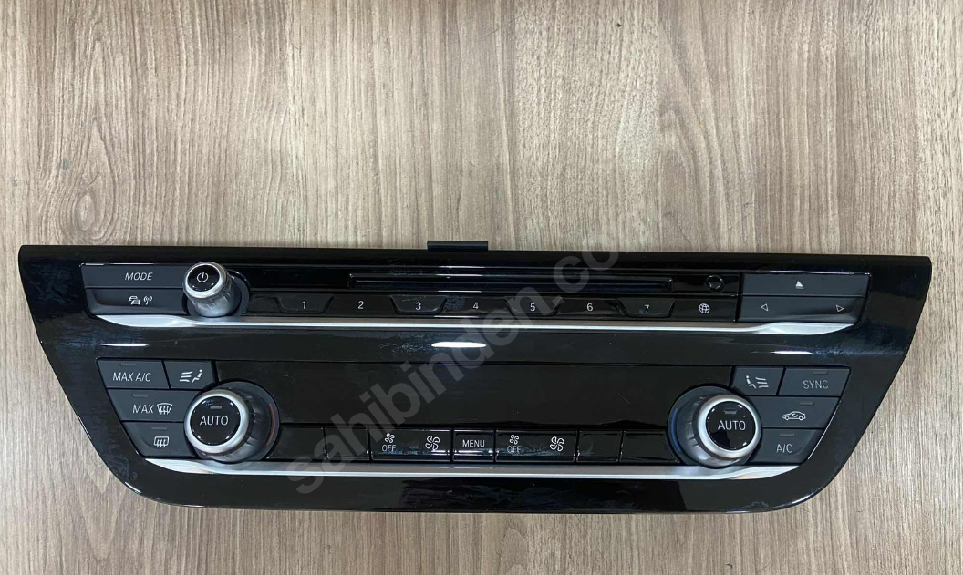 6826844-01 BMW 5 SERİSİ G30 KASA KLİMA KONTROL PANELİ
