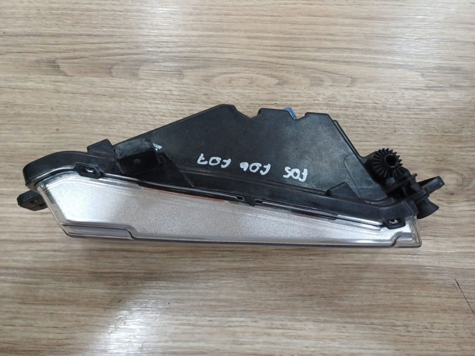 63177406365 BMW G05:X5 G06:X6 G07:X7  SOL ÖN SİS LAMBASI ÇIKMA ORJİNAL