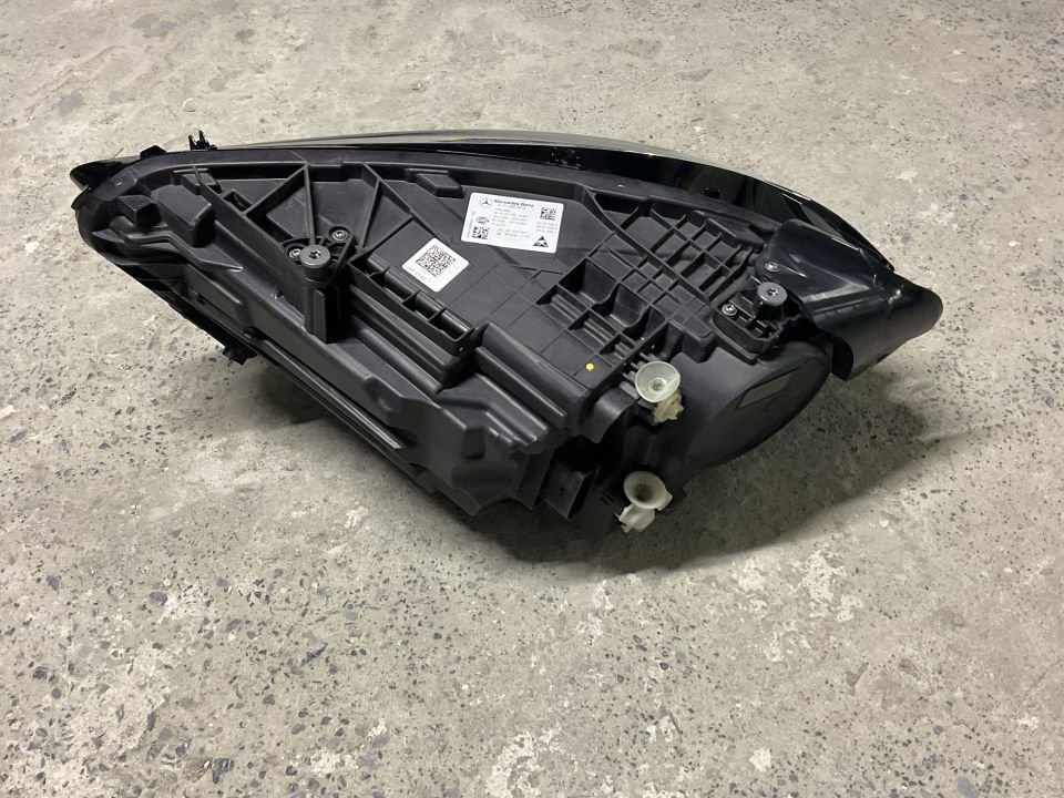 A1779065804 MERCEDES W177 MULTİBEAM ÖN SAĞ FAR ÇIKMA ORJİNAL