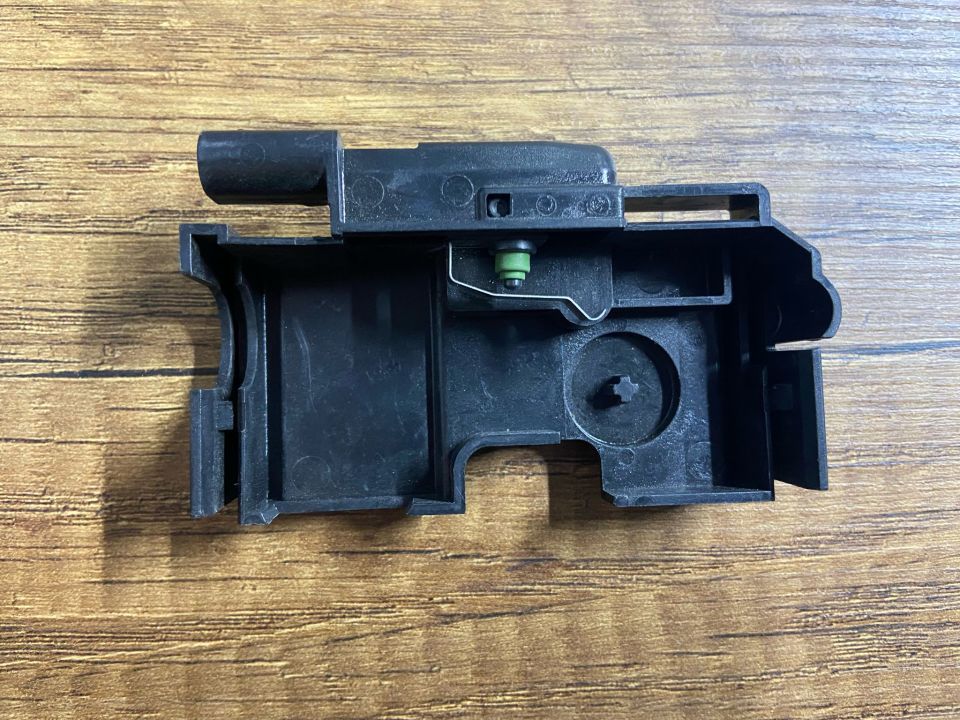 A2048703158 MERCEDES W204 A204 C180 C200 KAPUT SWİTCH ÇIKMA ORJİ