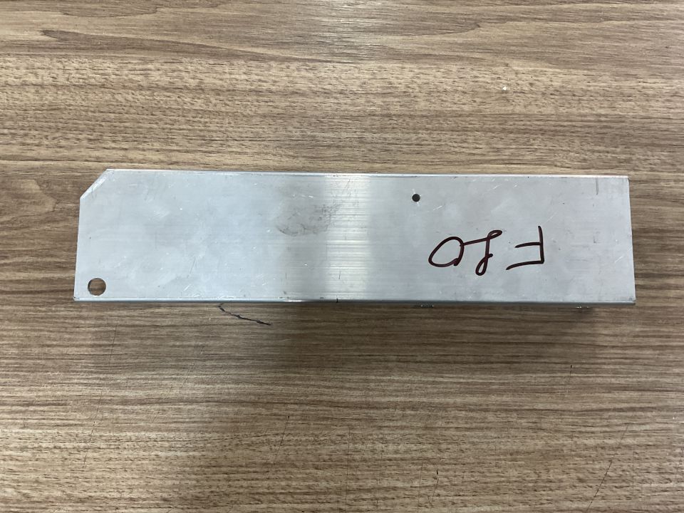 51117158874 BMW F10 F07 ÖN SAĞ TAMPON DEMİR AYAĞI SIFIR ORJ