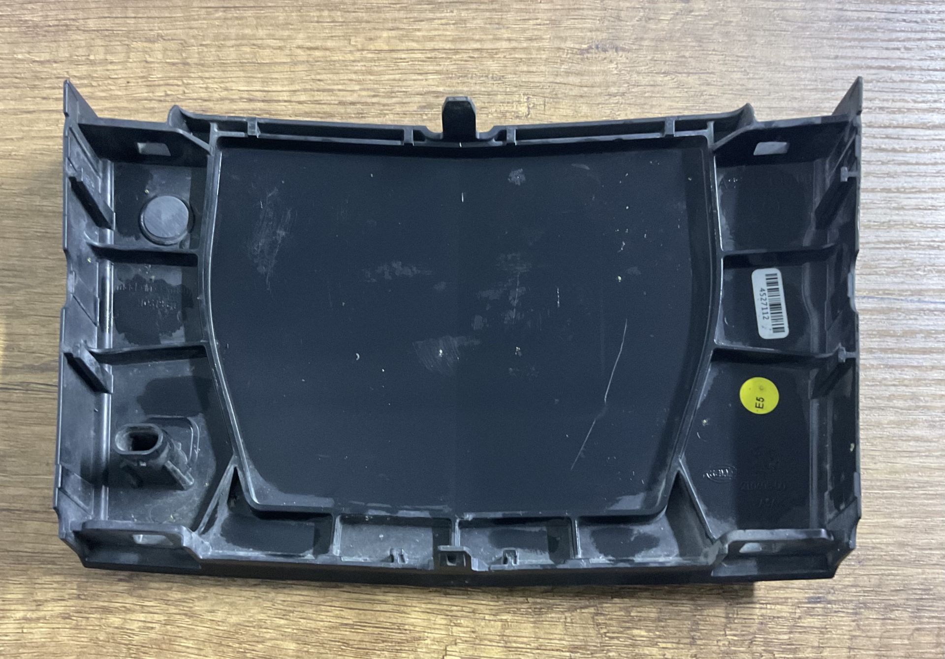 A2228211400 MERCEDES W222 RADAR SENSÖRÜ KAPAĞI ÇIKMA ORJİNAL