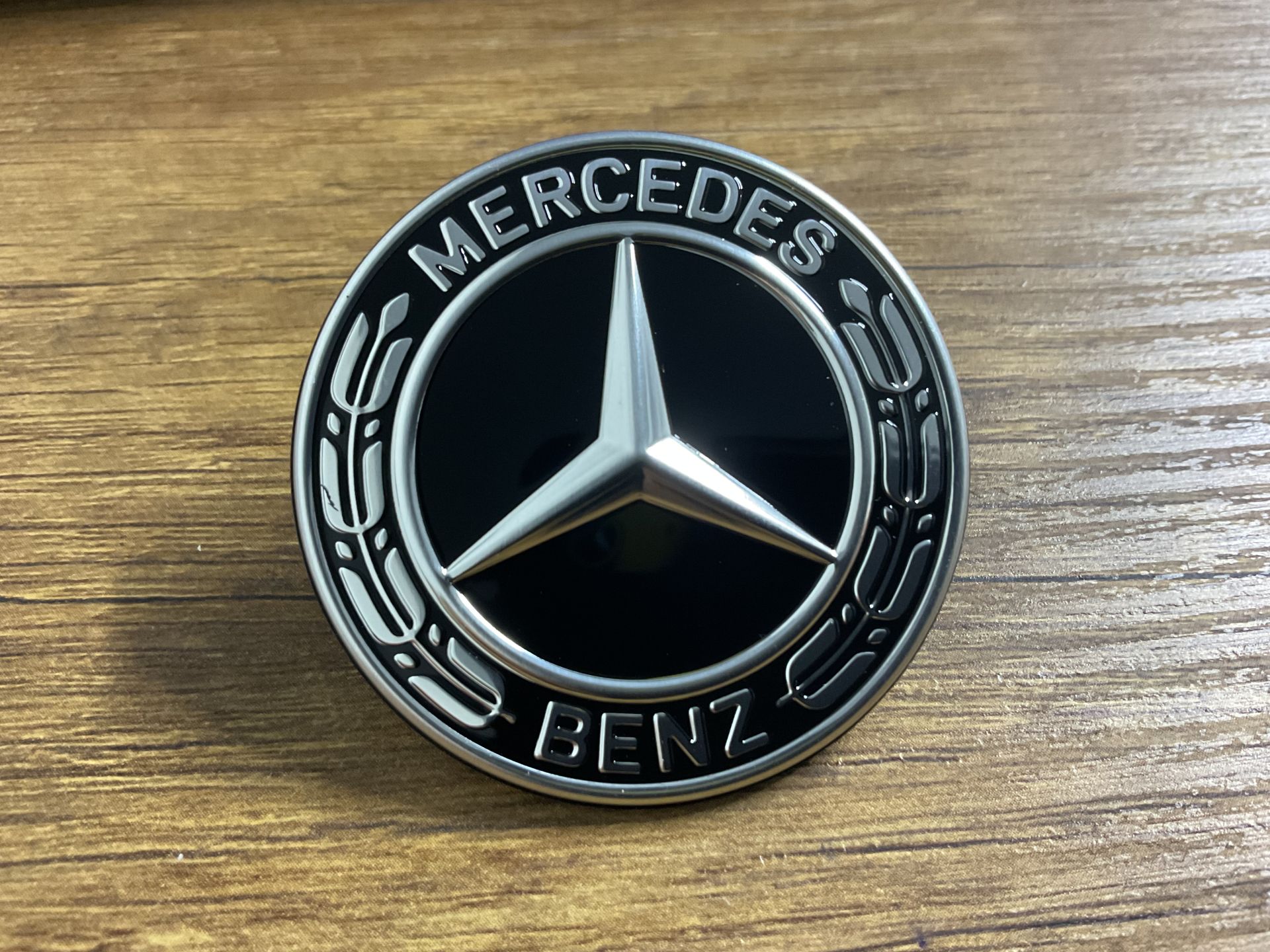 A0008172205 MERCEDES W206 ÖN AMBLEM SIFIR ORJİNAL