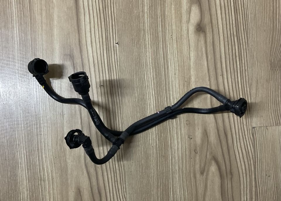 A9075011200 MERCEDES W907 HAVA TAHLİYE BORUSU ÇIKMA ORJİNAL