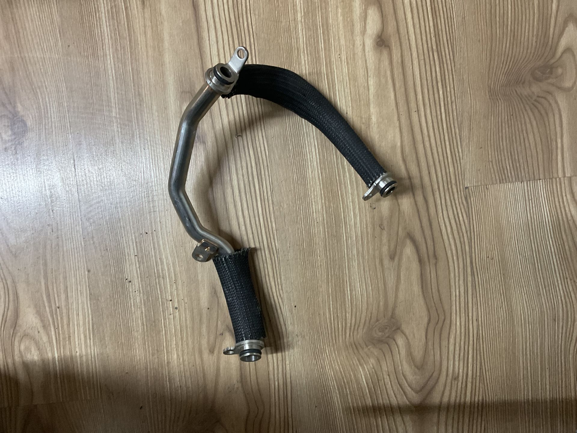 A6542035901 MERCEDES W654 TURBO YAĞ SOĞUTUCU HORTUM ÇIKMA ORJİNAL