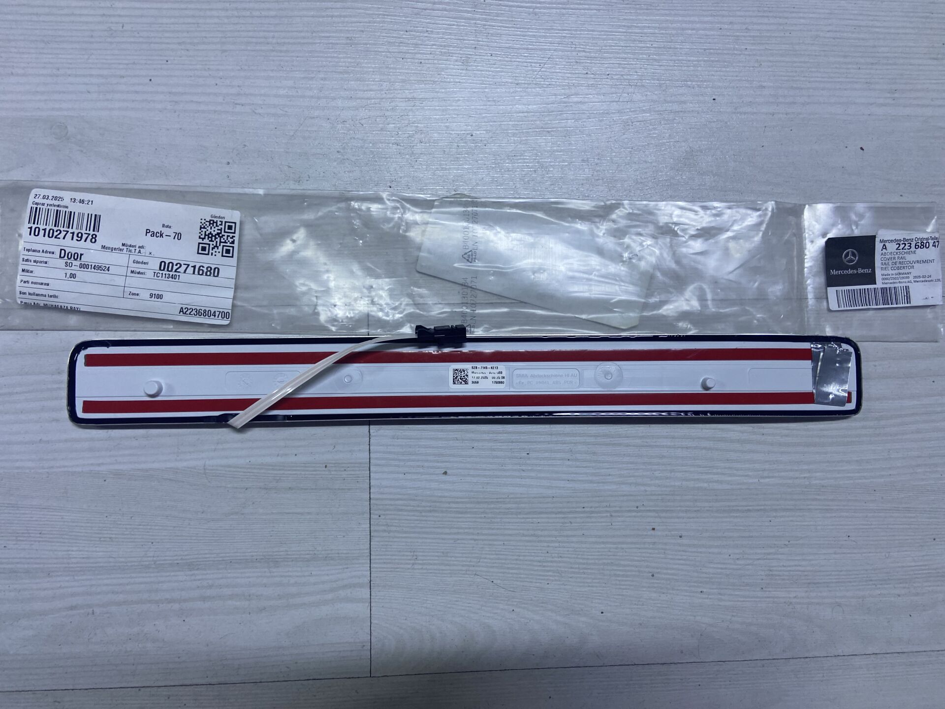 A2236804700 MERCEDES W223 SOL ÖN KAPI EŞİĞİ NİKELAJI SIFIR ORJİNAL