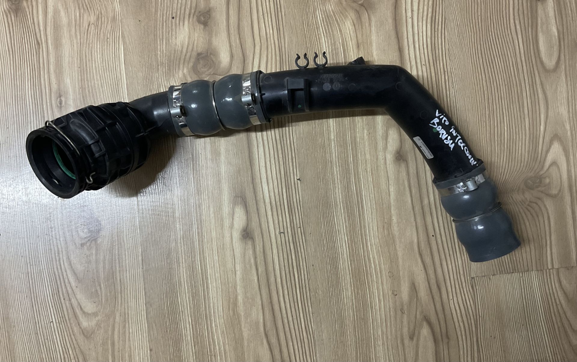 A6220900700 MERCEDES W447 İNTERCOOLER BORUSU ÇIKMA ORJİNAL