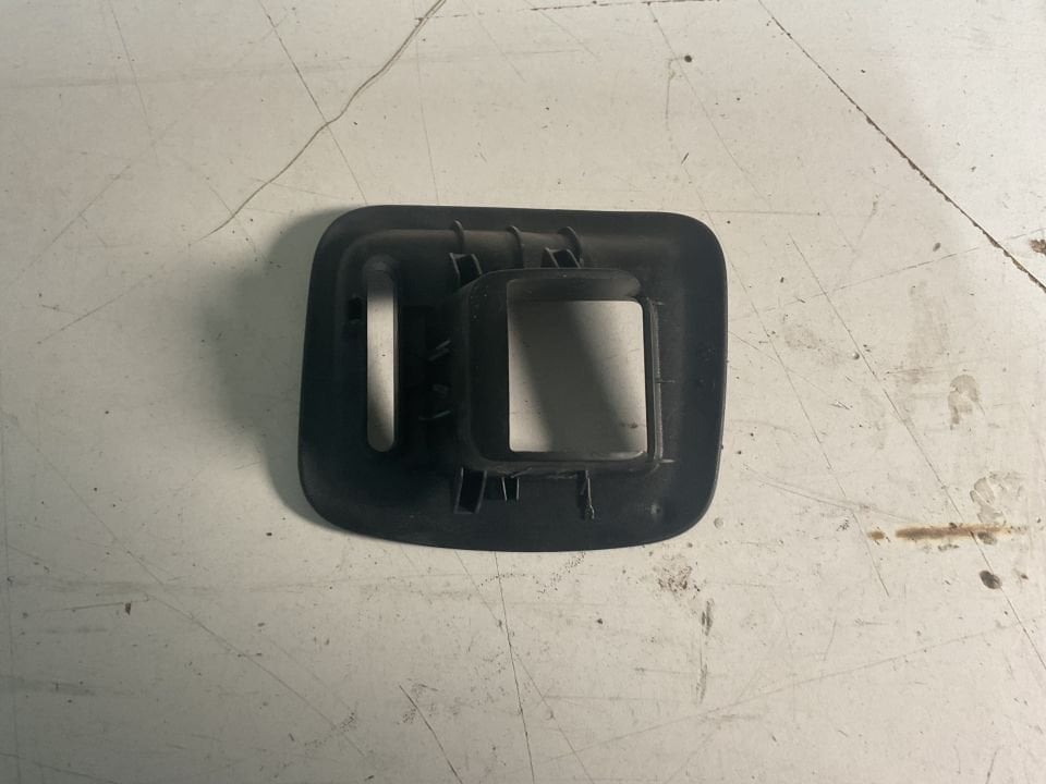 A1769230700 MERCEDES W176 ARKA KOLTUK KİLİDİ KAPAĞI ÇIKMA ORJİNAL