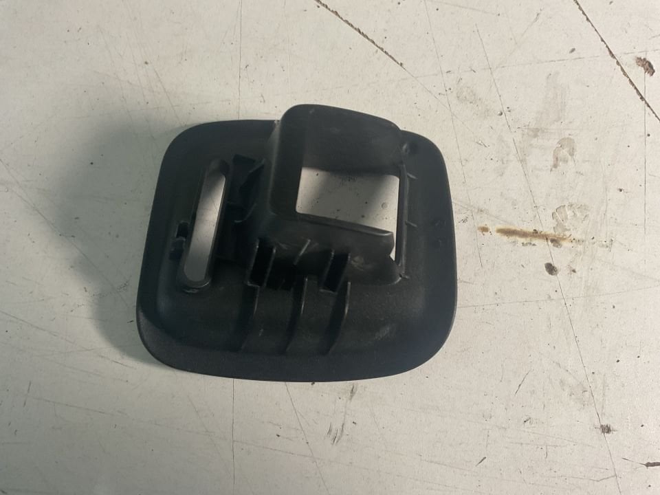 A1769230800 MERCEDES W176 ARKA SAĞ KOLTUK KİLİDİ KAPAGI ÇIKMA ORJİNAL